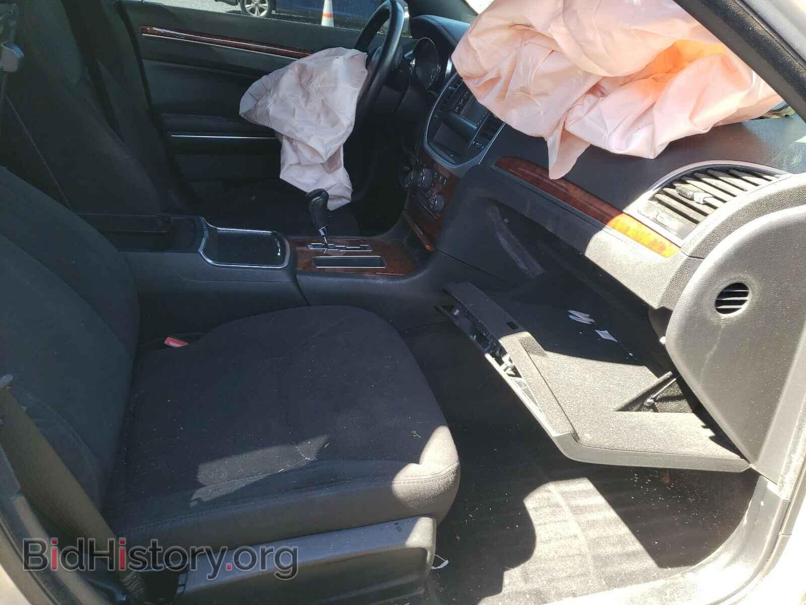 2012 CHRYSLER 300 - VIN: 2C3CCAAG1CH104541 - Фото 5