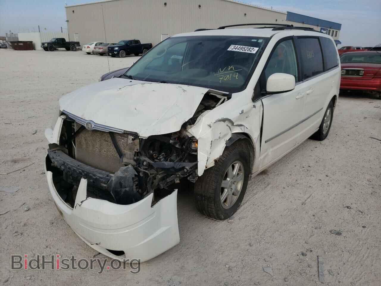 2010 CHRYSLER MINIVAN - VIN: 2A4RR5D15AR387014 - Photo 2