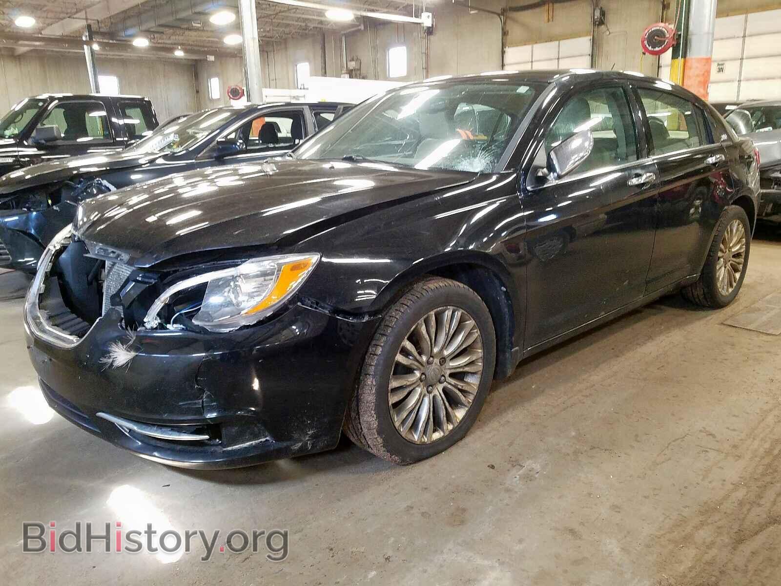 2011 CHRYSLER 200 - VIN: 1C3BC2FB7BN571211 - Фото 2