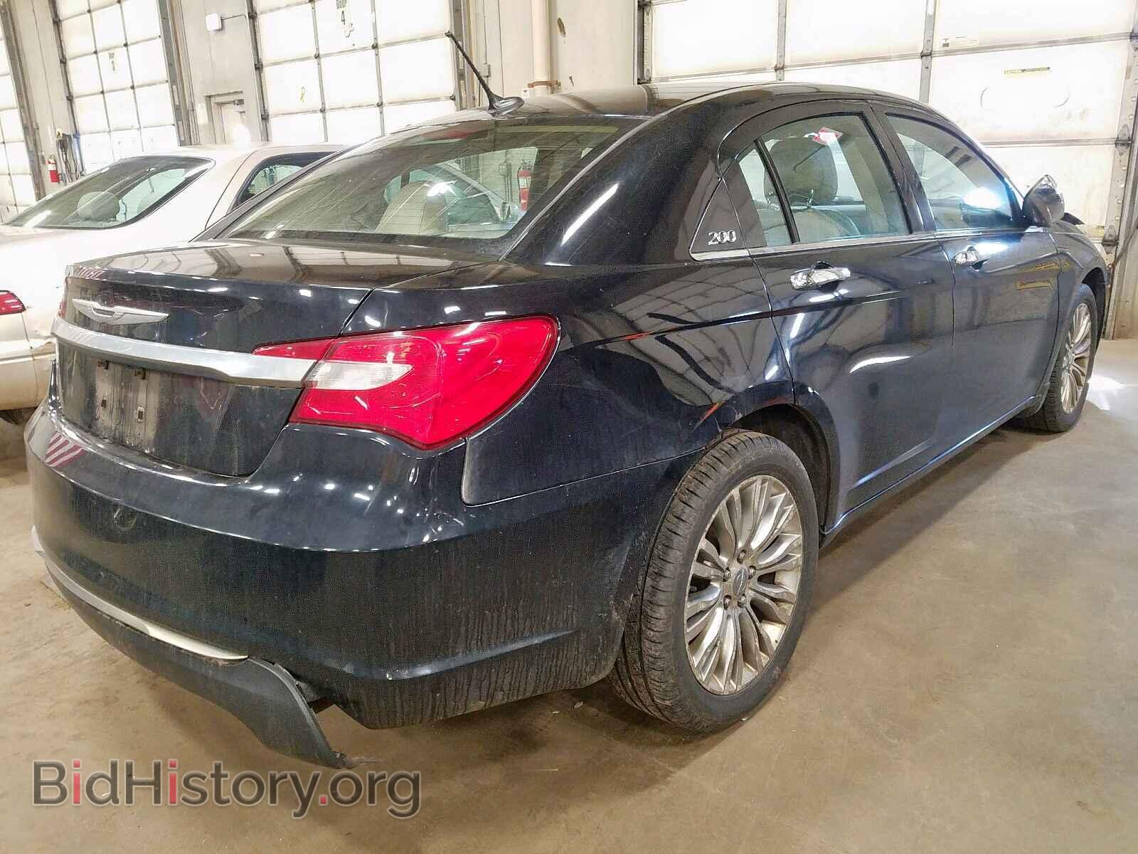 2011 CHRYSLER 200 - VIN: 1C3BC2FB7BN571211 - Фото 4