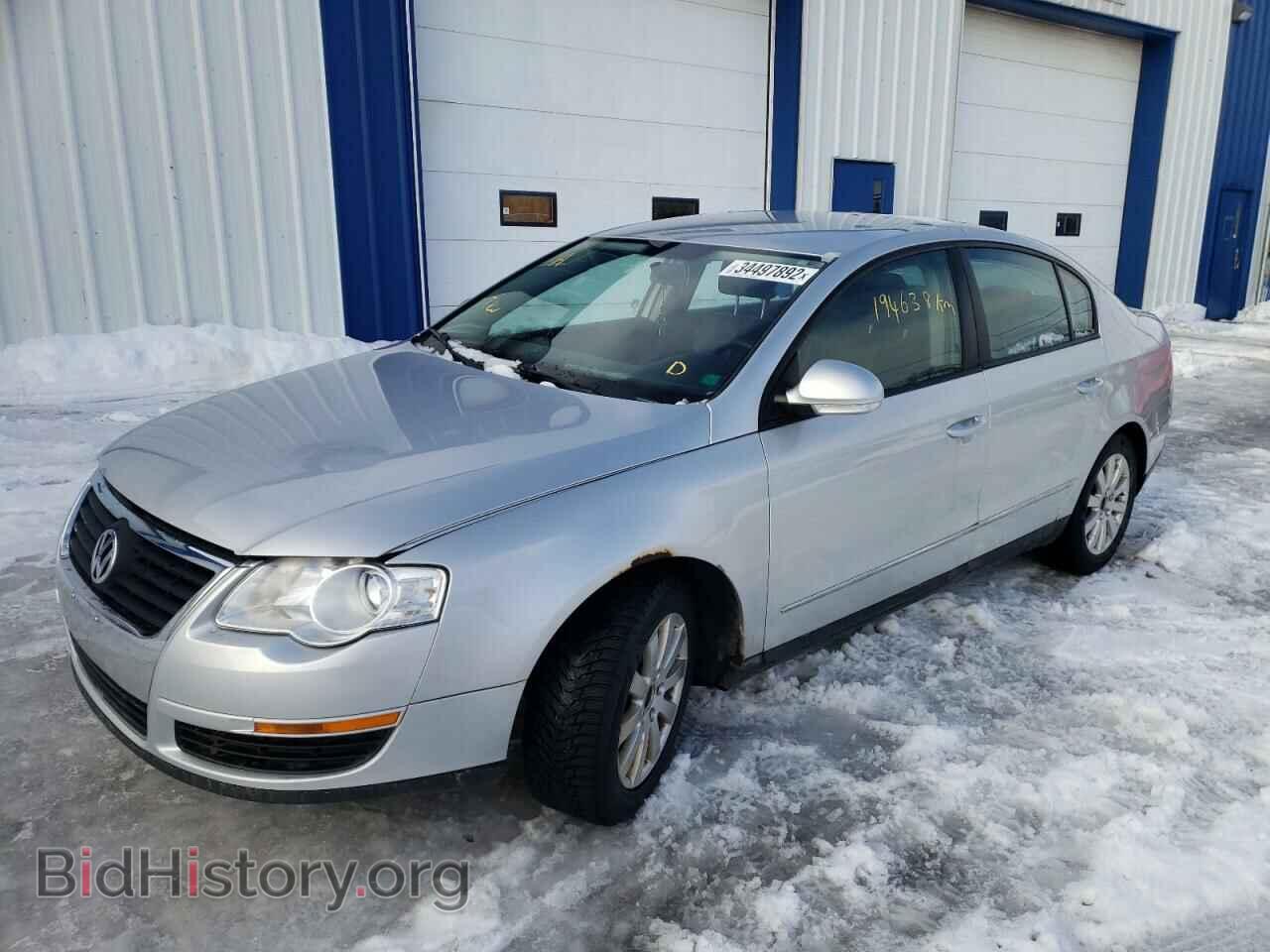 2010 VOLKSWAGEN PASSAT - VIN: WVWAK9ANXAE121815 - Фото 2