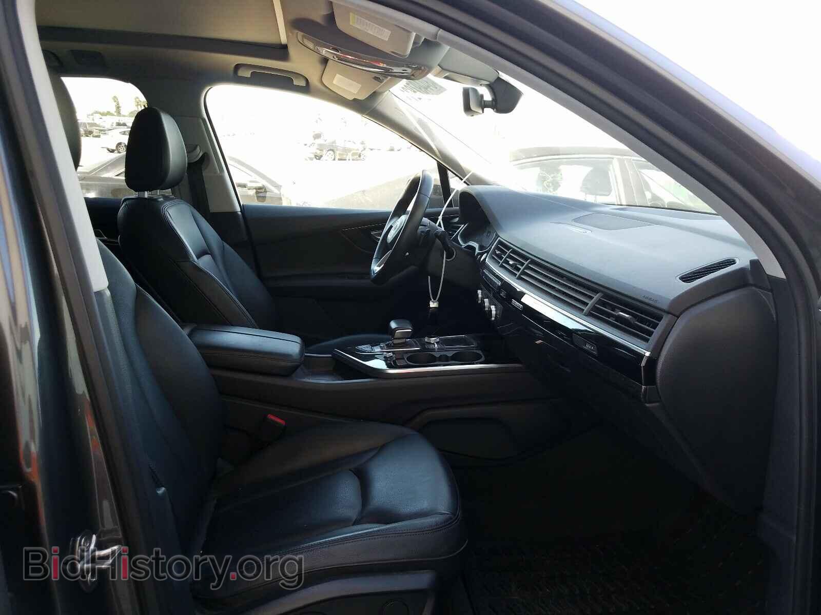 2018 AUDI Q7 - VIN: WA1LAAF78JD053182 - Фото 5