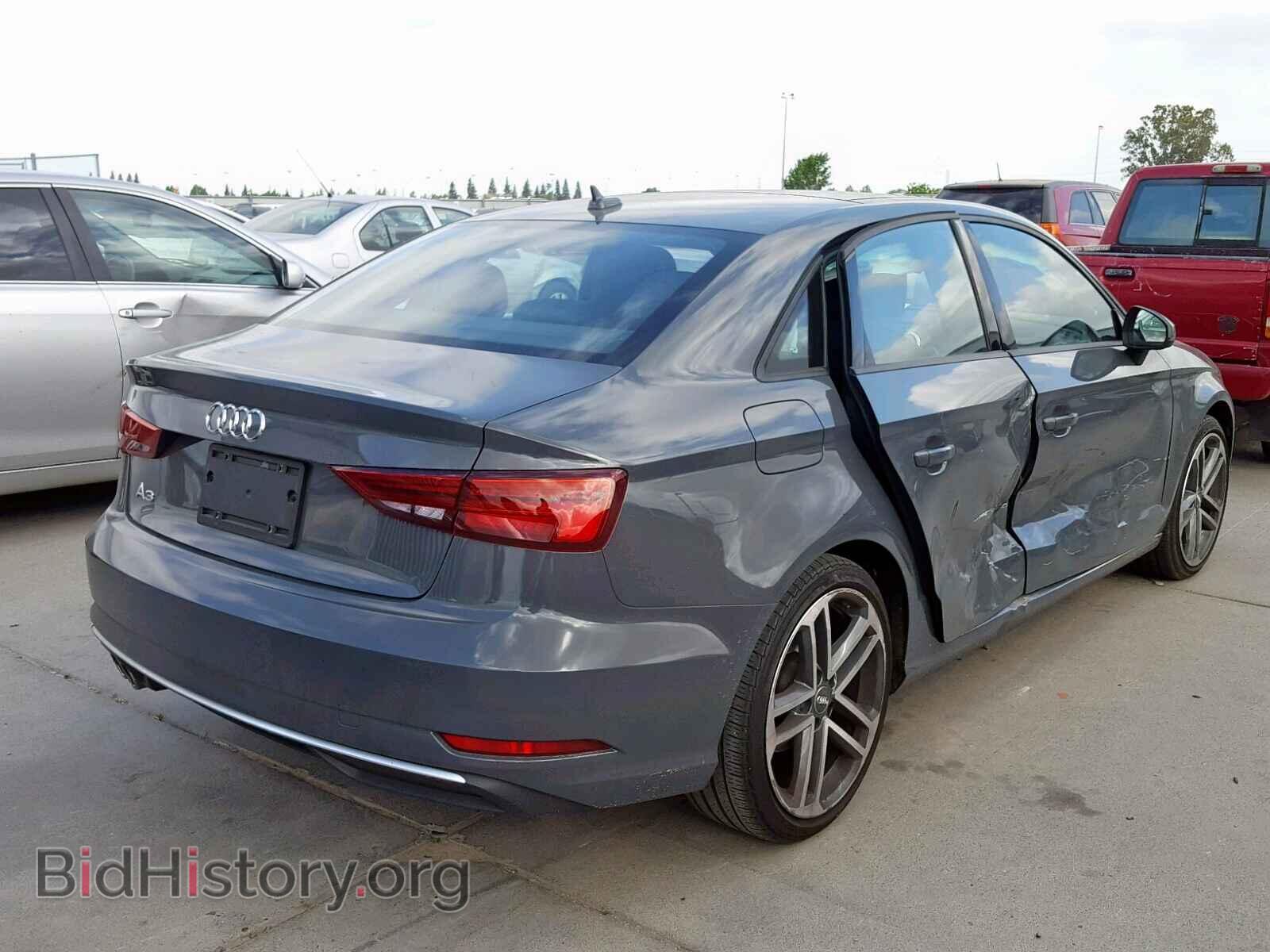 2017 AUDI A3 - VIN: WAUAUGFF6H1037666 - Фото 4