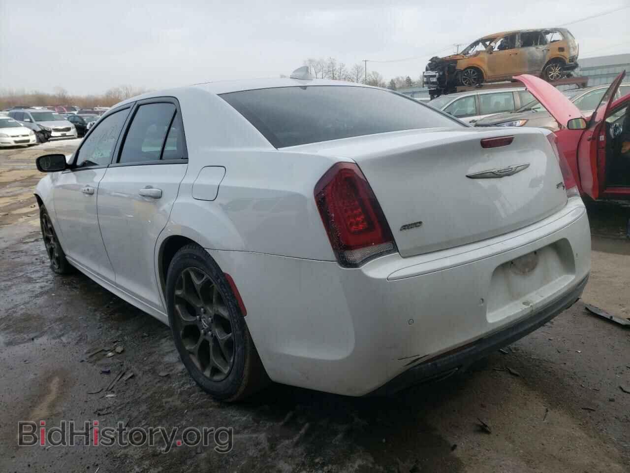 2016 CHRYSLER 300 - VIN: 2C3CCAGG3GH262022 - Фото 3