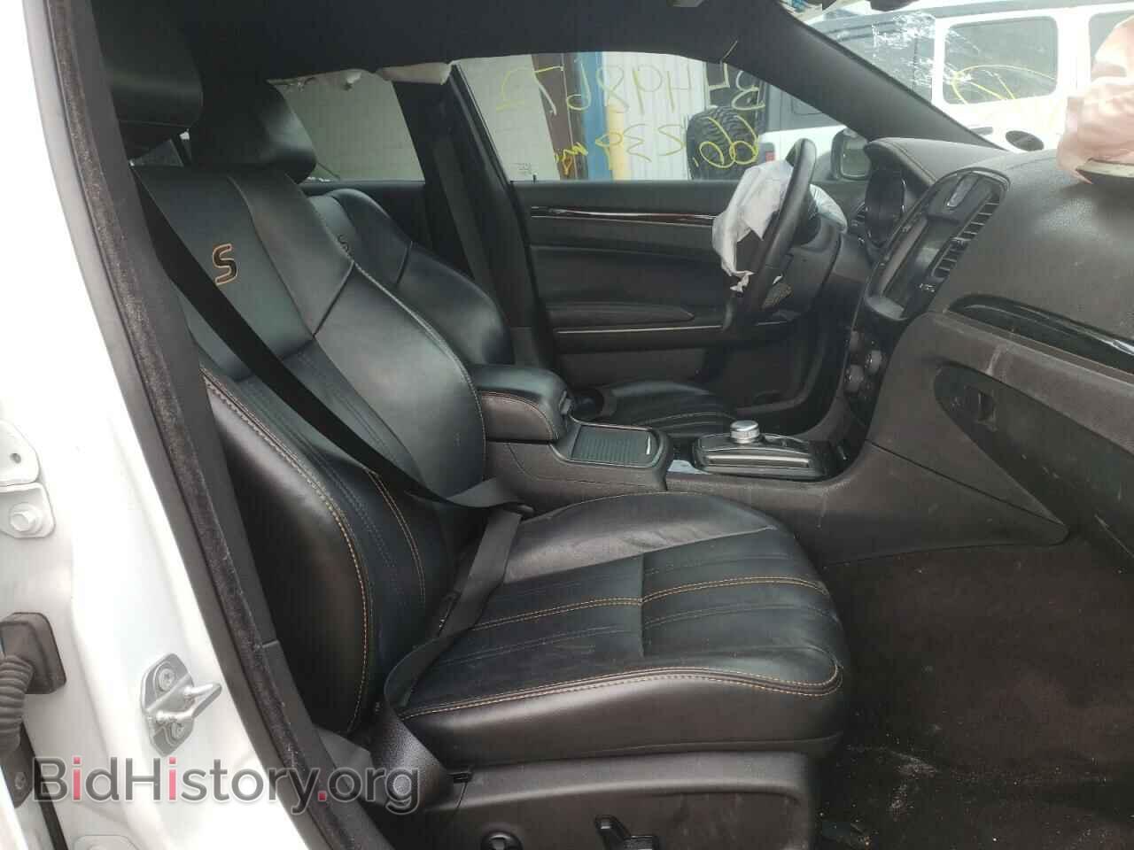 2016 CHRYSLER 300 - VIN: 2C3CCAGG3GH262022 - Фото 5