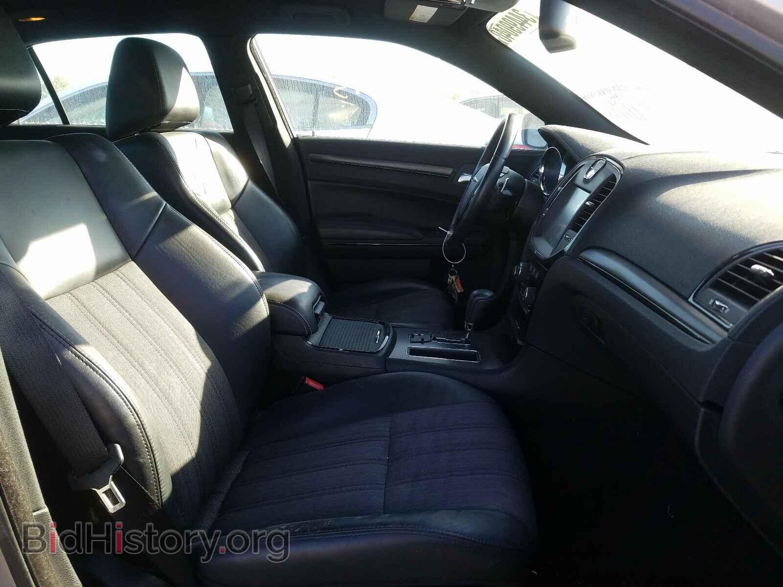 2013 CHRYSLER 300 - VIN: 2C3CCAGT7DH592075 - Фото 5