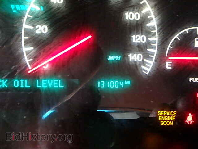 2000 CADILLAC DEVILLE - VIN: 1G6KF5791YU308178 - Photo 8