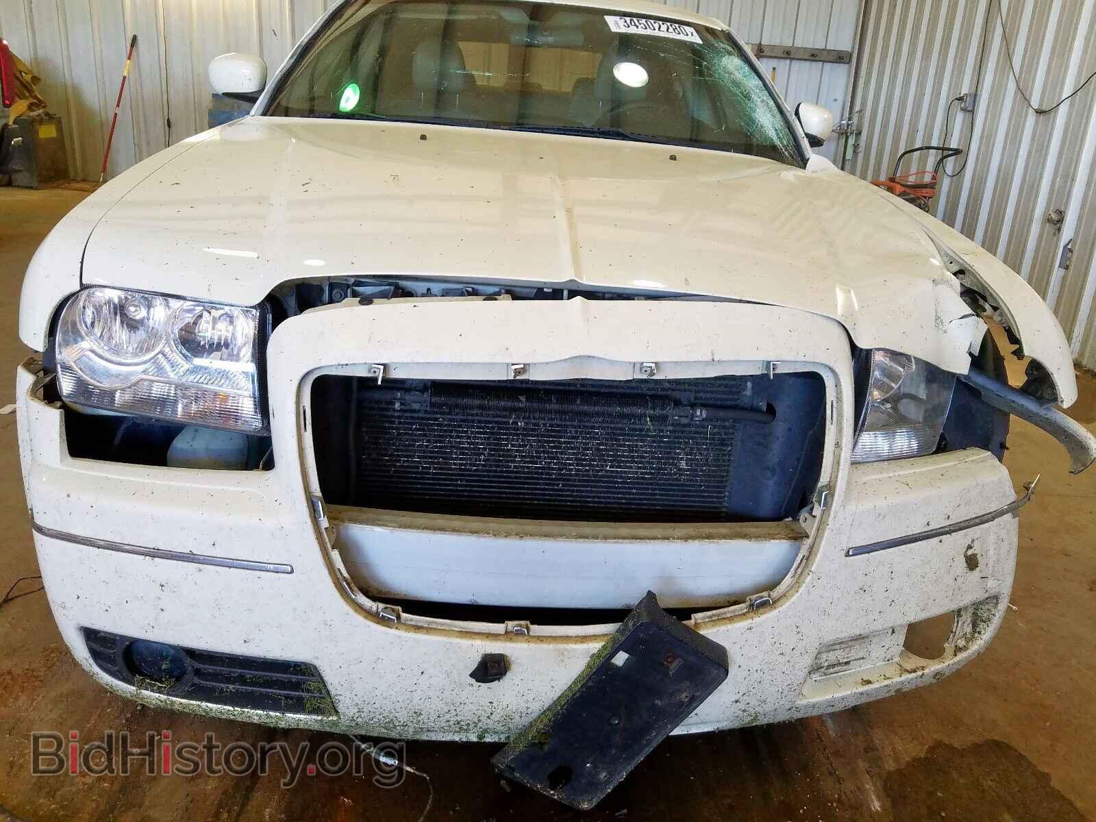 2005 CHRYSLER 300 - VIN: 2C3JA53G65H633004 - Фото 9