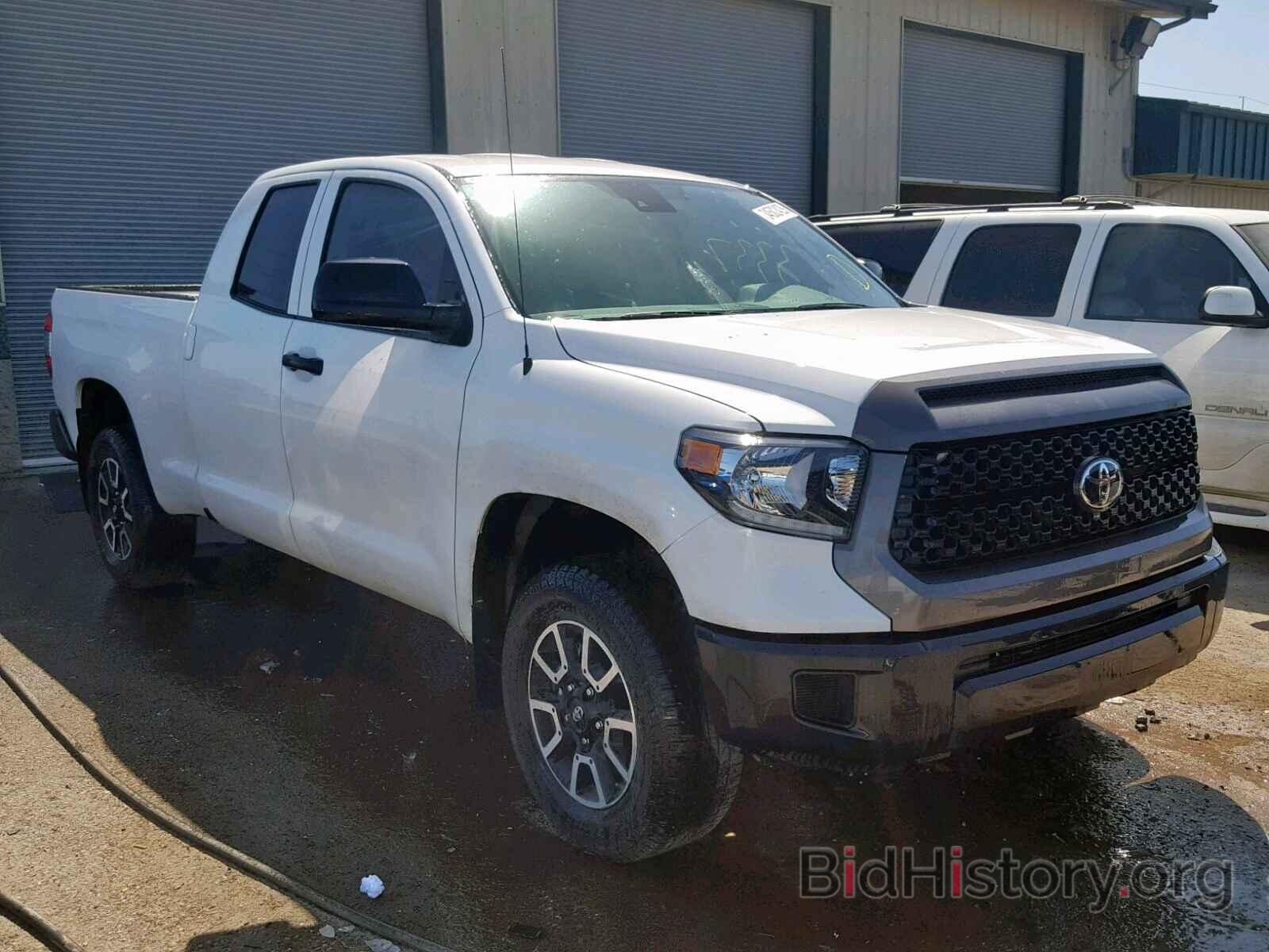 Фотография 5TFUM5F11JX077701 - TOYOTA TUNDRA DOU 2018