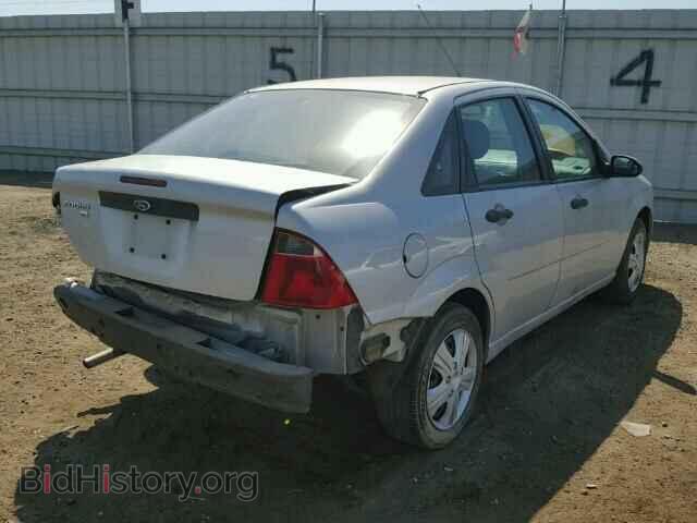 2007 FORD FOCUS - VIN: 1FAFP34N67W297687 - Photo 4