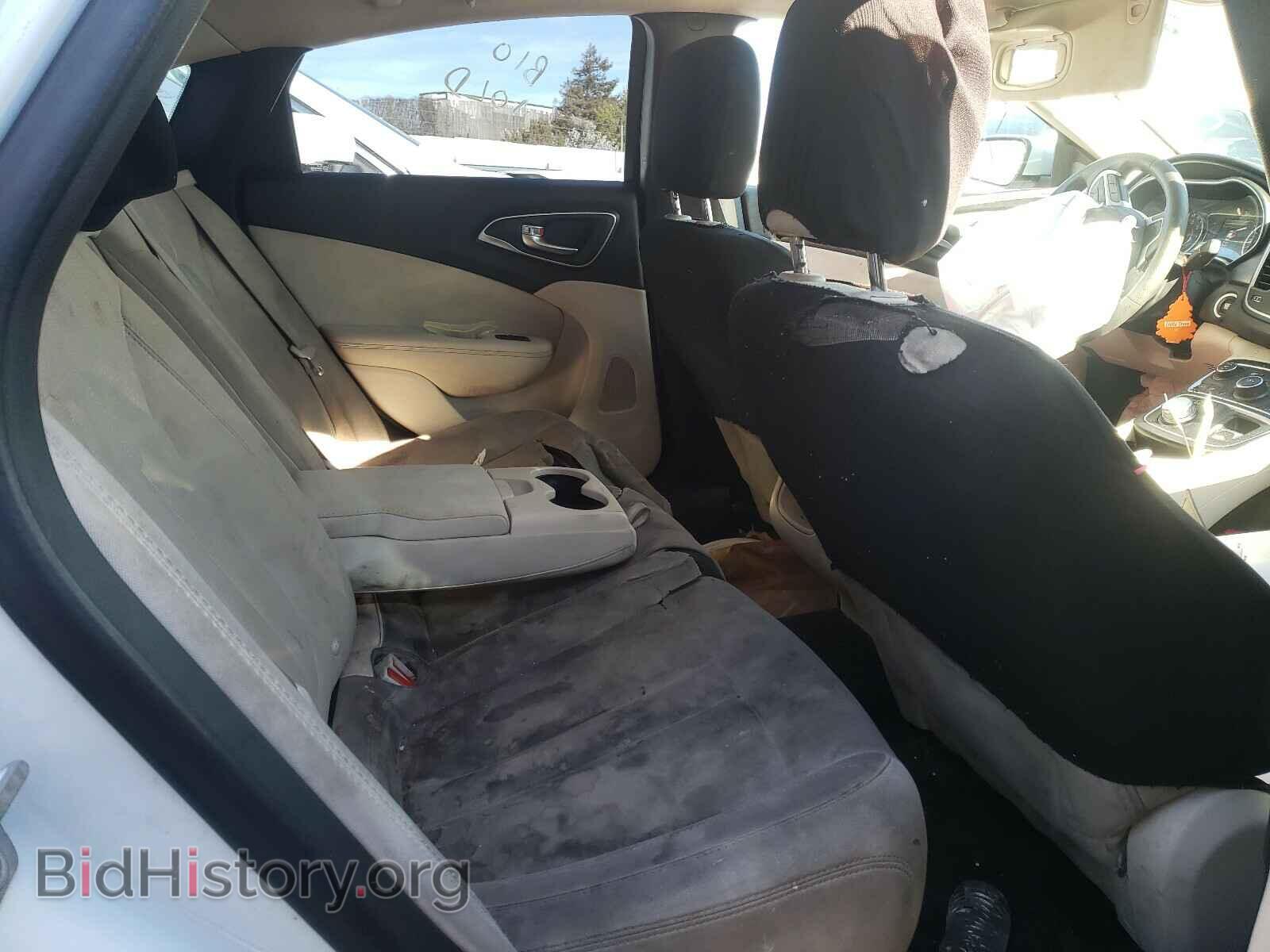 2015 CHRYSLER 200 - VIN: 1C3CCCAB2FN525972 - Photo 6