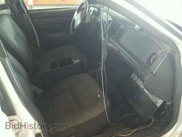 2010 FORD CROWN VIC - VIN: 2FABP7BV2AX110742 - Фото 5
