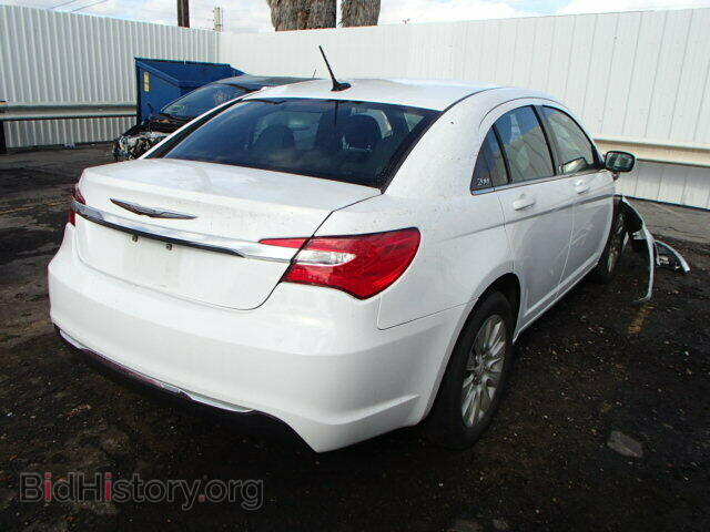 2011 CHRYSLER 200 - VIN: 1C3BC4FB6BN619695 - Photo 4
