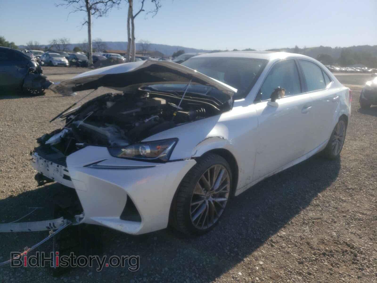 2017 LEXUS IS - VIN: JTHBA1D2XH5056872 - Фото 2