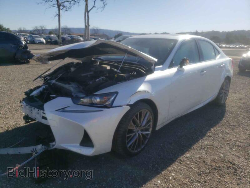 2017 Lexus IS (VIN JTHBA1D2XH5056872) — фото 2 из 10