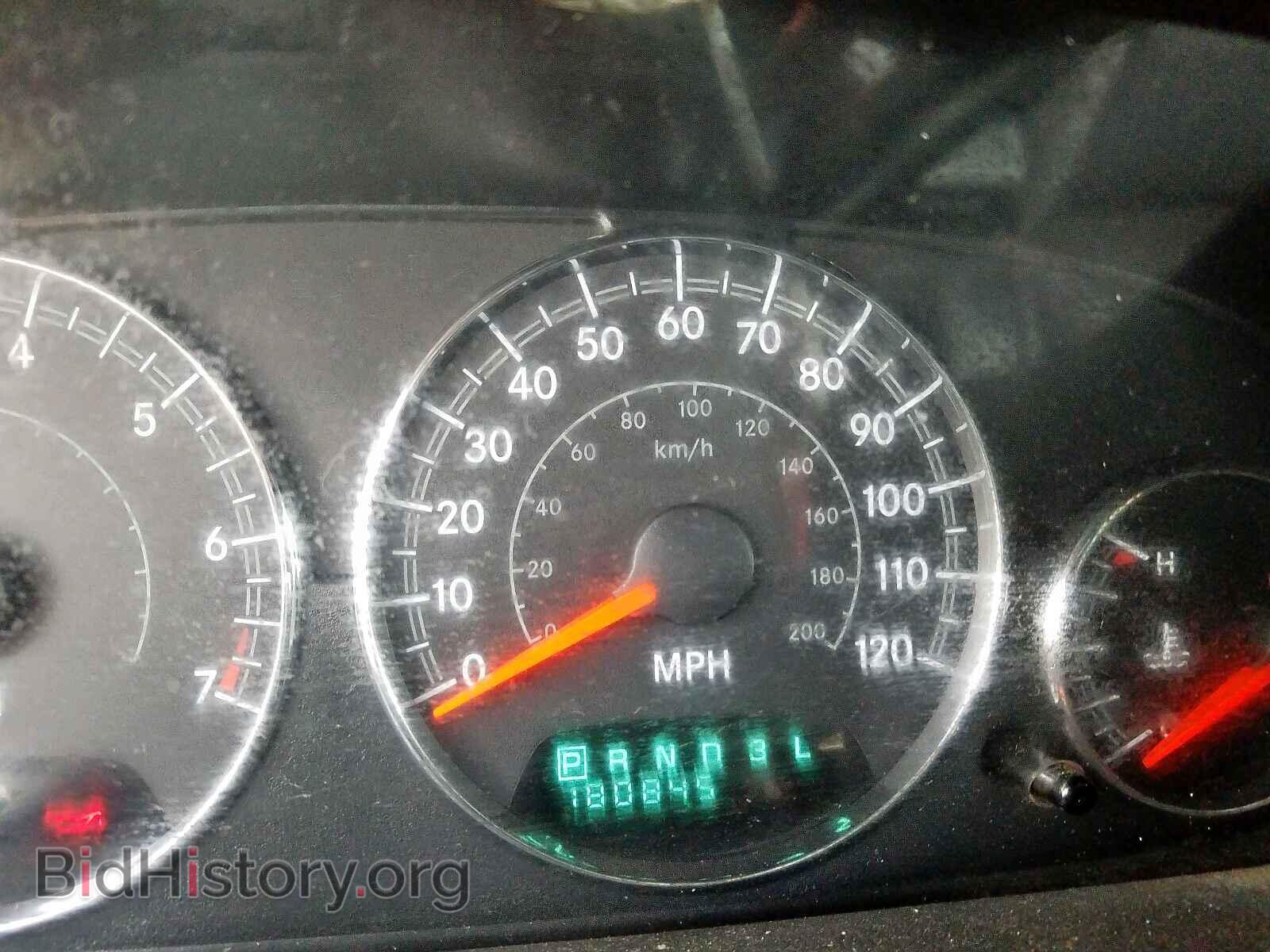 2004 CHRYSLER SEBRING - VIN: 1C3EL46X44N288322 - Фото 8