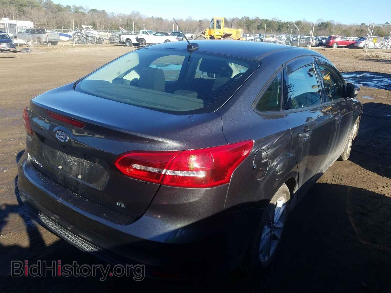 2017 FORD FOCUS - VIN: 1FADP3F28HL202866 - Photo 4