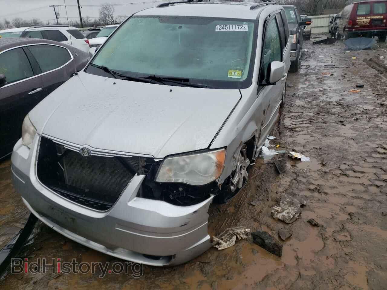 2010 CHRYSLER MINIVAN - VIN: 2A4RR8D16AR387427 - Фото 2