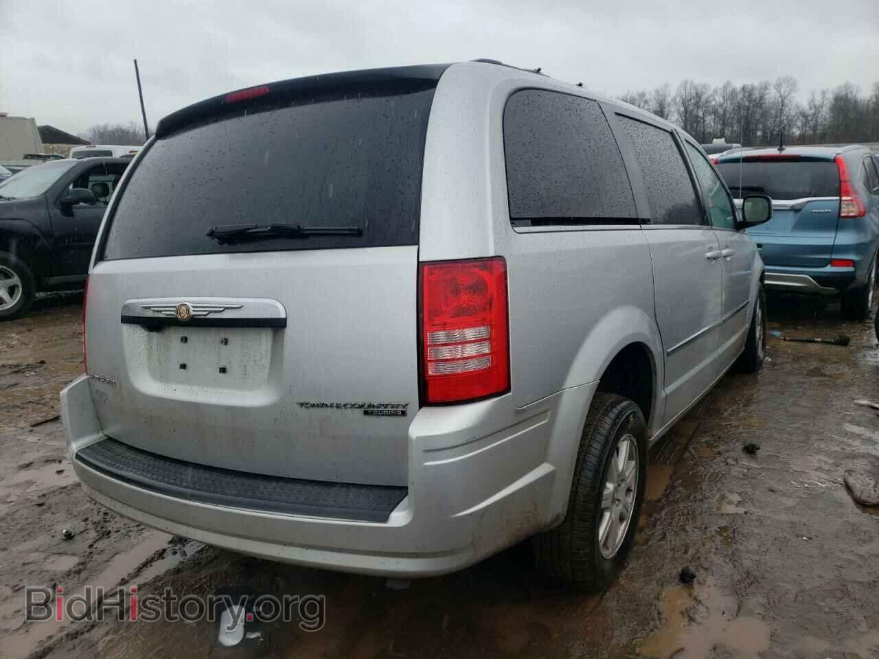 2010 CHRYSLER MINIVAN - VIN: 2A4RR8D16AR387427 - Фото 4