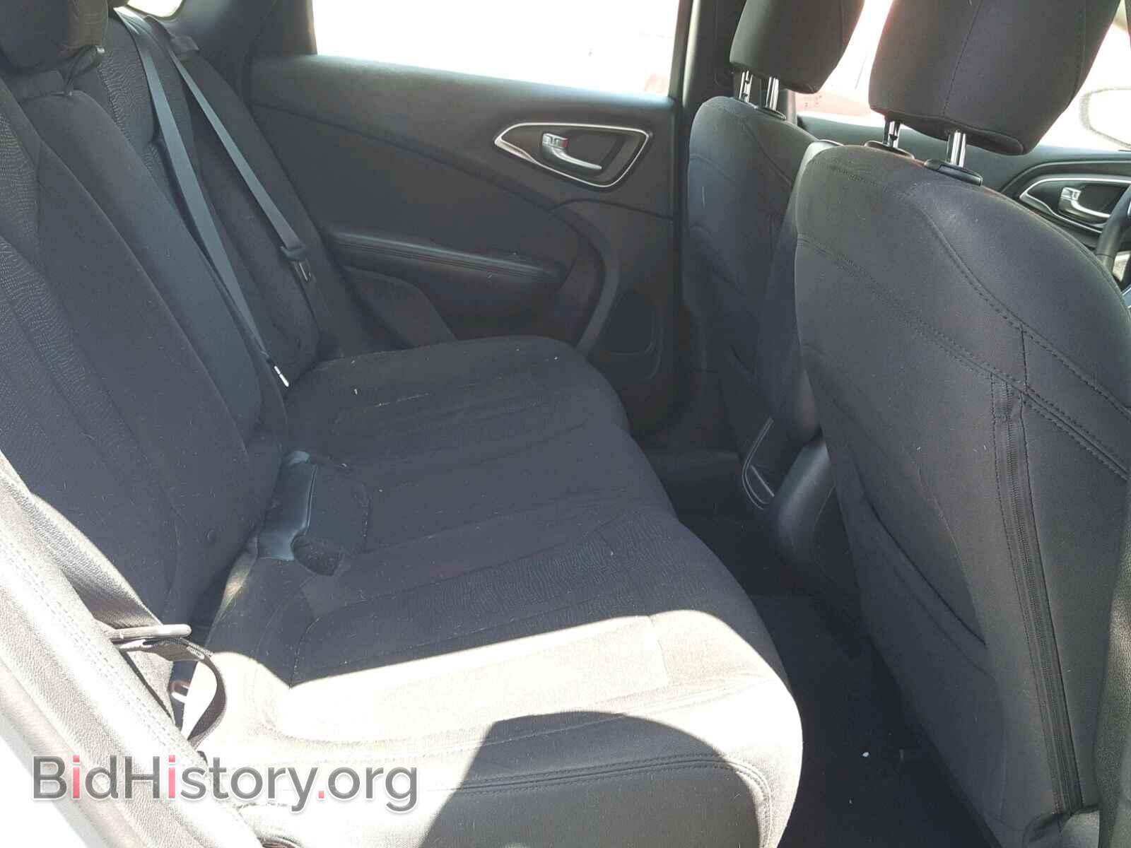 2015 CHRYSLER 200 - VIN: 1C3CCCAB1FN667410 - Photo 6