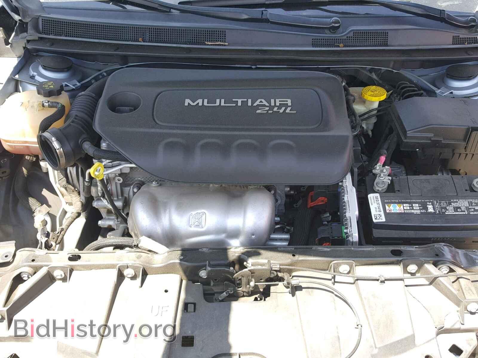 2015 CHRYSLER 200 - VIN: 1C3CCCAB1FN667410 - Photo 7