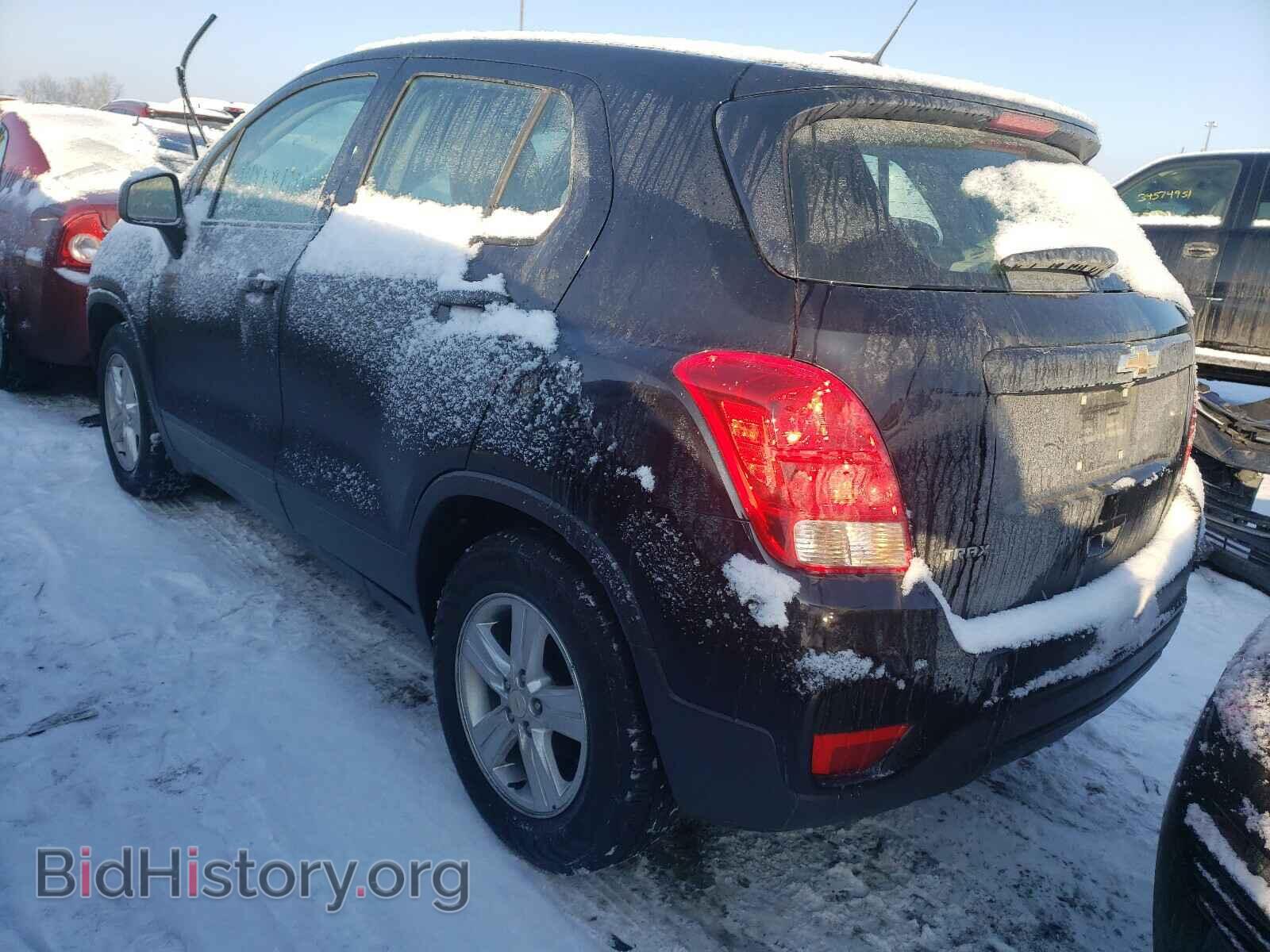 2019 CHEVROLET TRAX - VIN: 3GNCJKSB9KL360465 - Фото 3