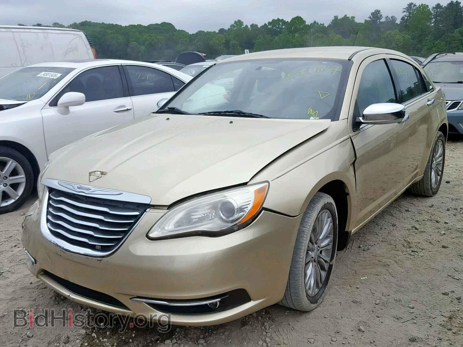 2011 CHRYSLER 200 - VIN: 1C3BC2FB0BN519080 - Photo 2