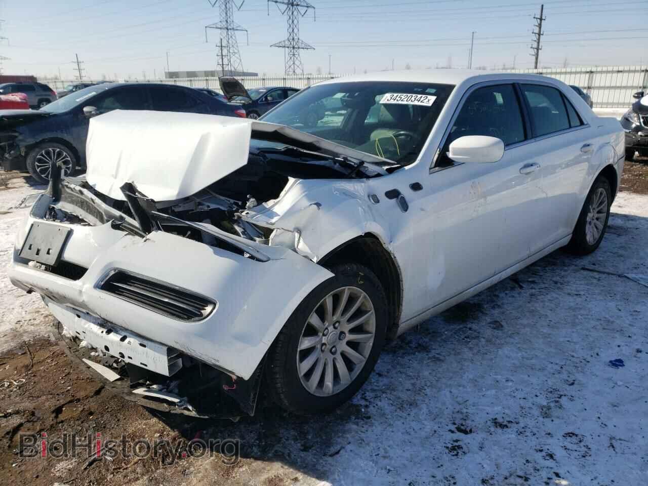 2014 CHRYSLER 300 - VIN: 2C3CCAAG9EH161914 - Фото 2