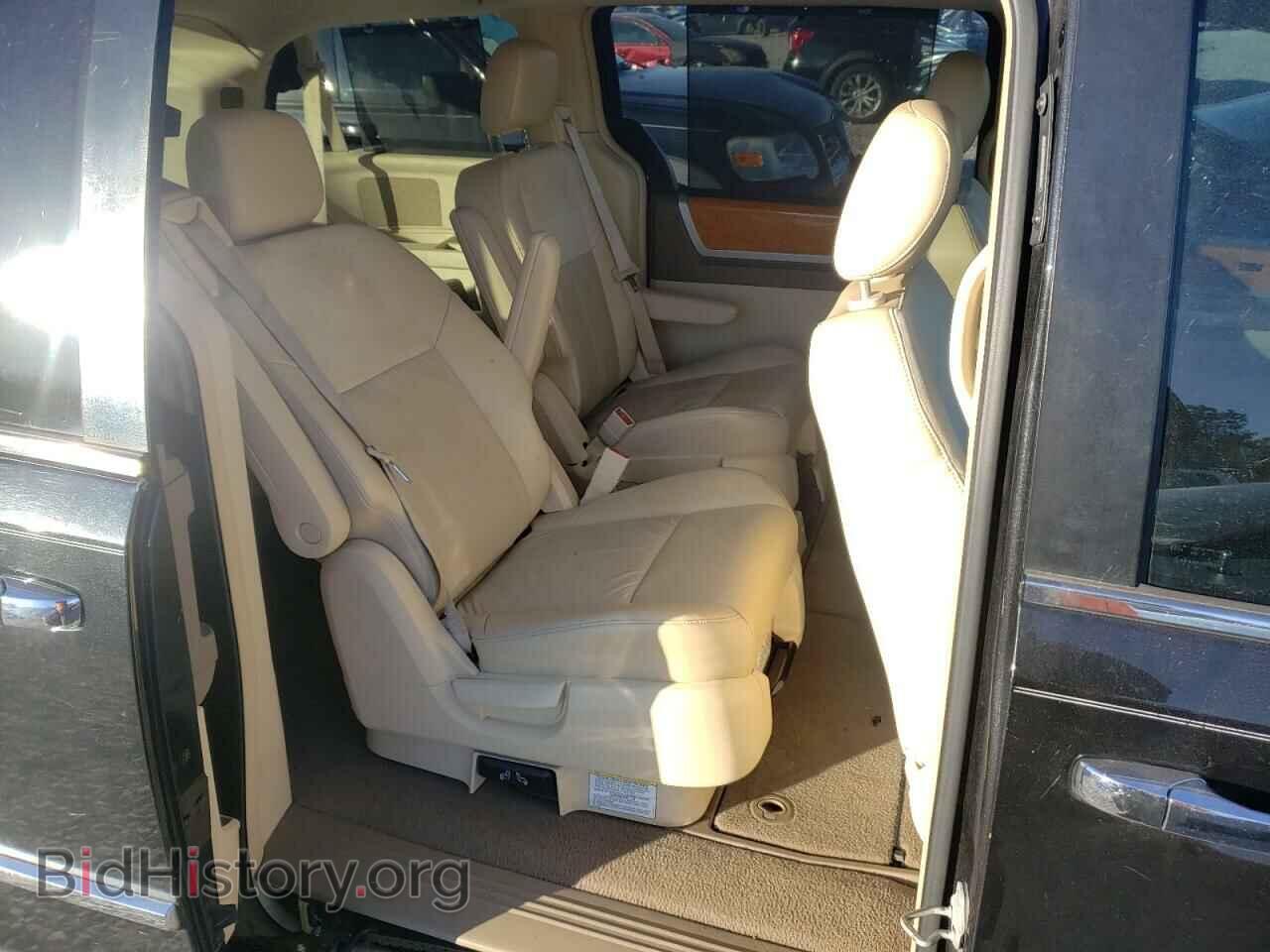 2008 CHRYSLER MINIVAN - VIN: 2A8HR64X98R765835 - Фото 6