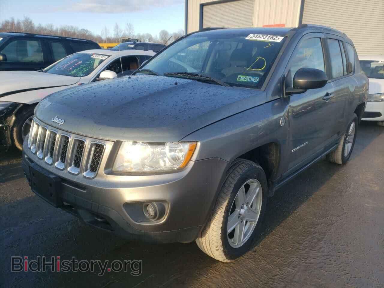 2011 JEEP COMPASS - VIN: 1J4NF1FB4BD180592 - Photo 2