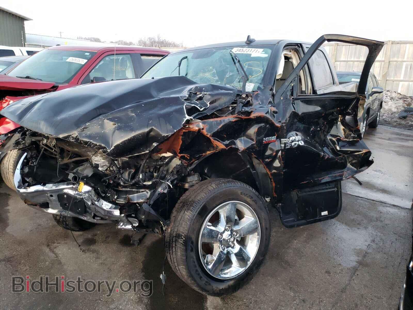 2017 RAM 1500 - VIN: 3C6RR7LT4HG594067 - Фото 2