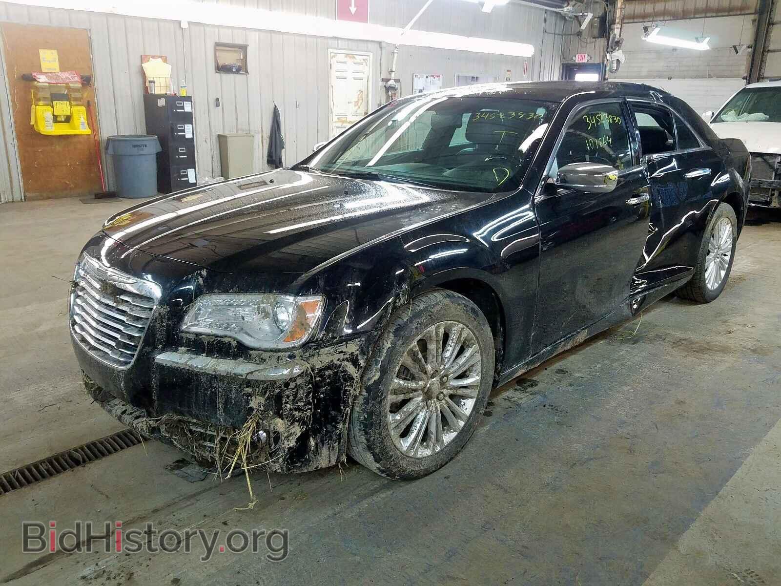 2013 CHRYSLER 300 - VIN: 2C3CCAKT0DH712385 - Фото 2