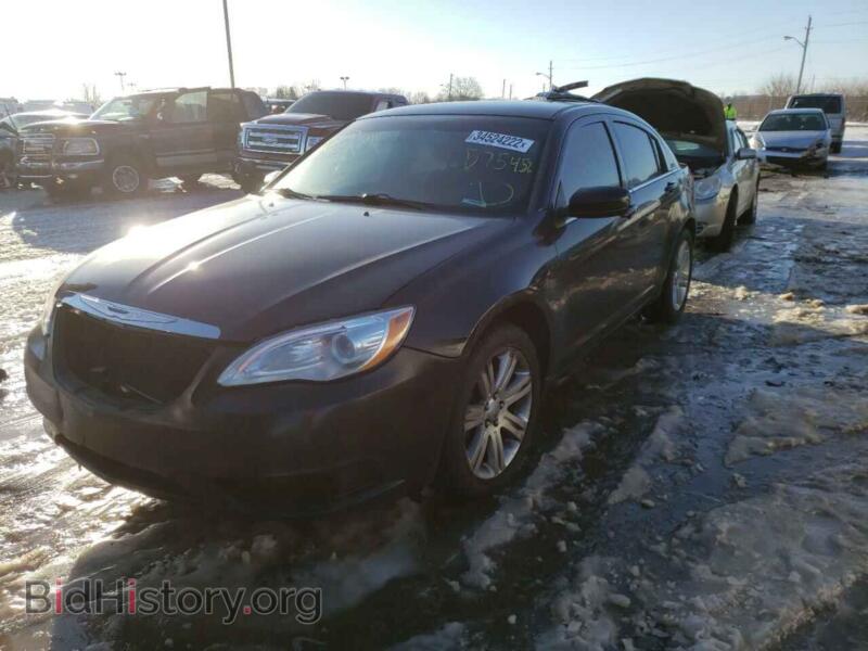 2013 Chrysler 200 (VIN 1C3CCBBB9DN575452) — photo 2 of 10