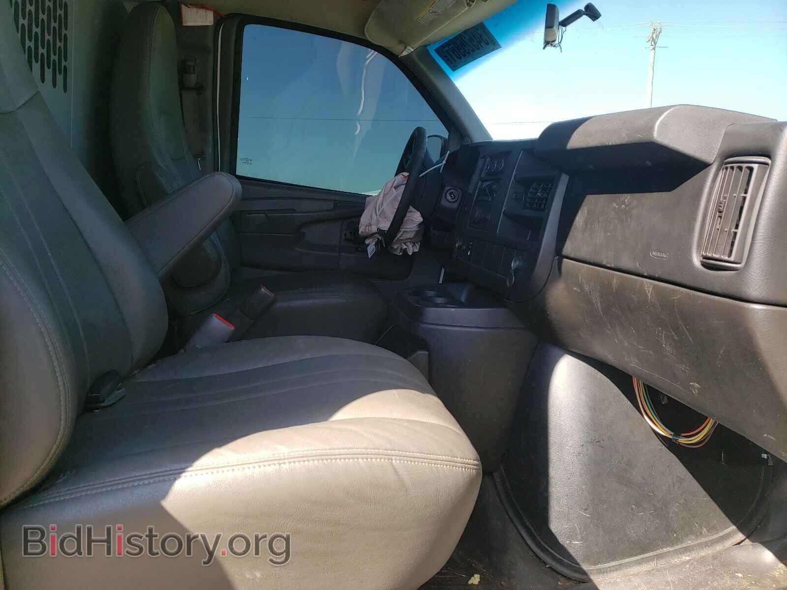 2014 CHEVROLET EXPRESS - VIN: 1GCWGFCA4E1213001 - Фото 5