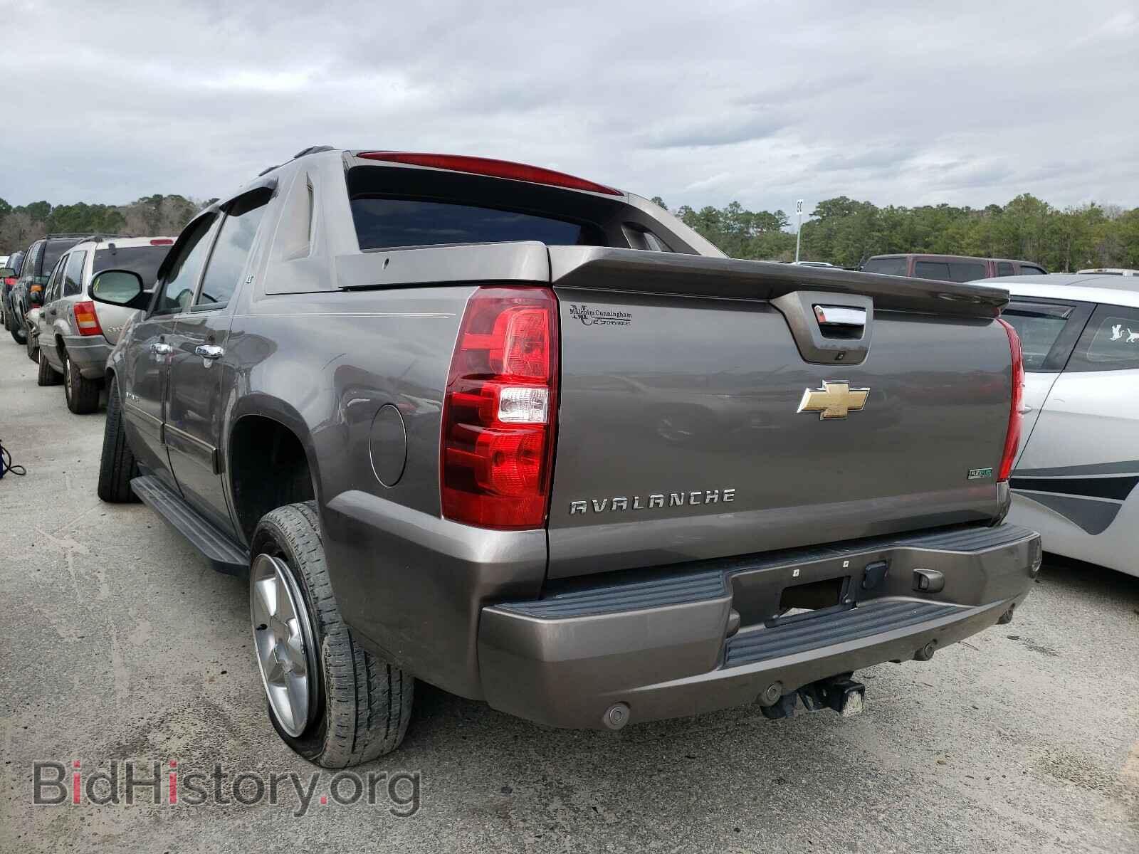 2011 CHEVROLET AVALANCHE - VIN: 3GNMCFE0XBG256463 - Фото 3