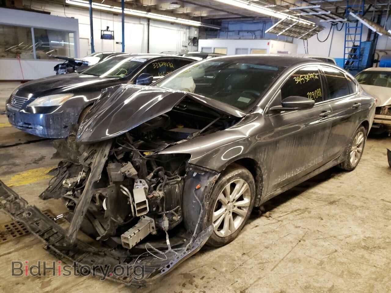 2016 CHRYSLER 200 - VIN: 1C3CCCAB6GN112809 - Фото 2