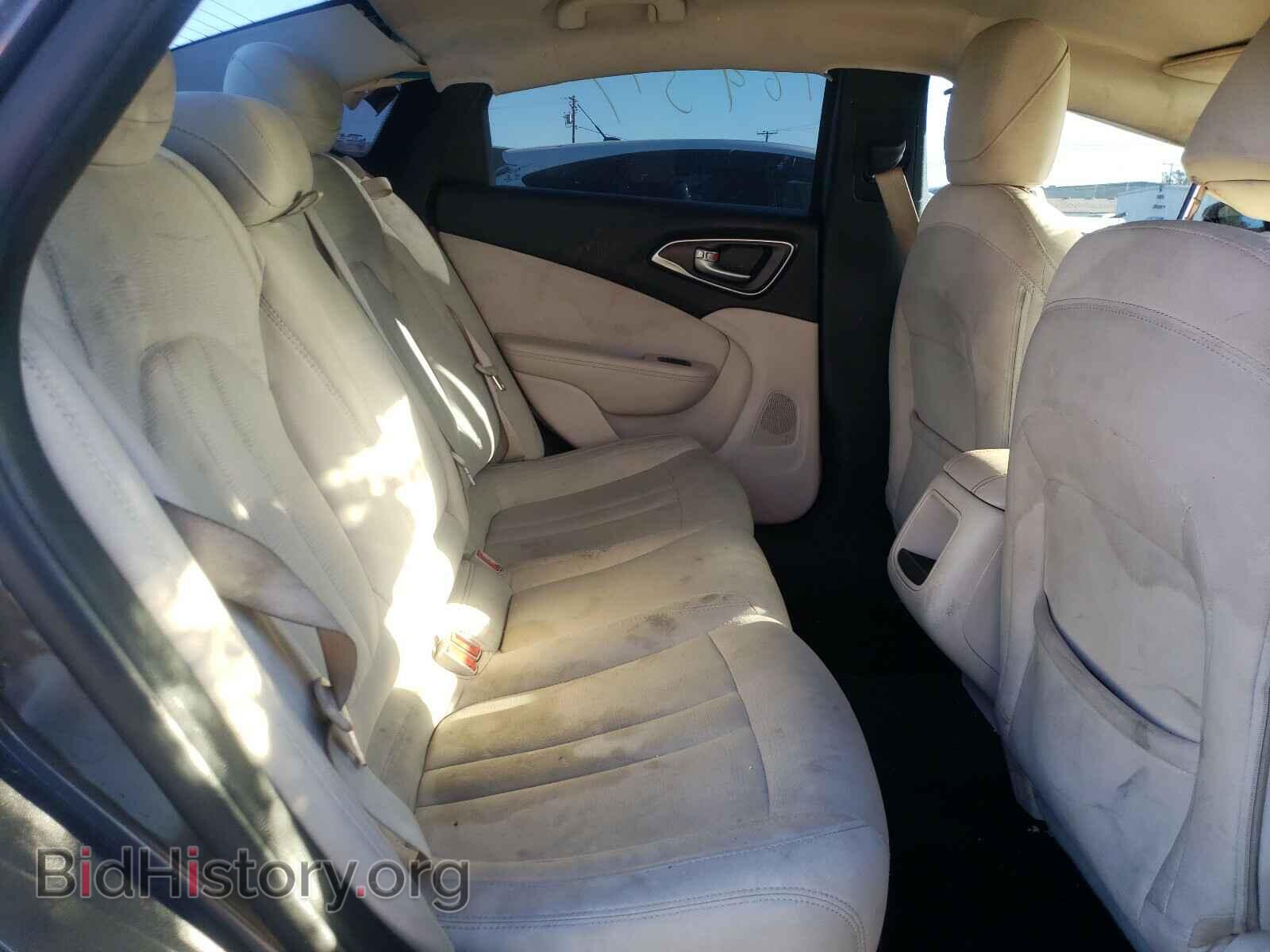 2016 CHRYSLER 200 - VIN: 1C3CCCAB8GN166841 - Фото 6