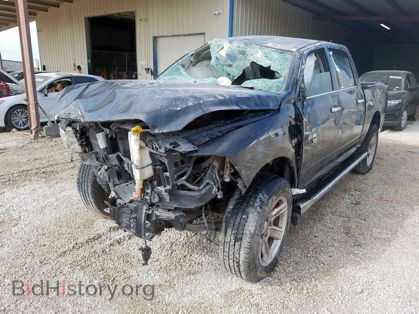 2017 RAM 1500 - VIN: 1C6RR7LT5HS694526 - Photo 2