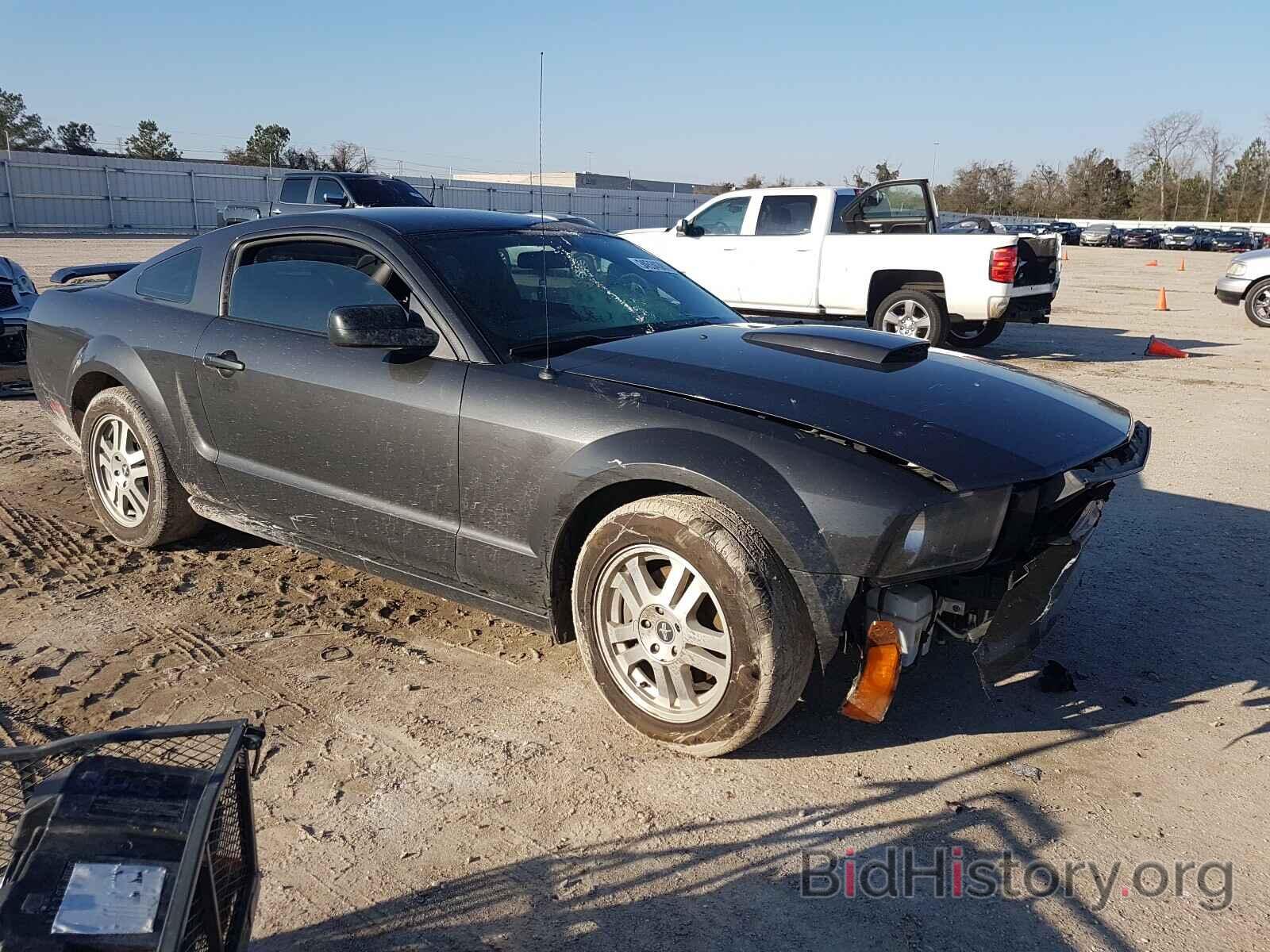 Photo 1ZVHT82H475203303 - FORD MUSTANG 2007