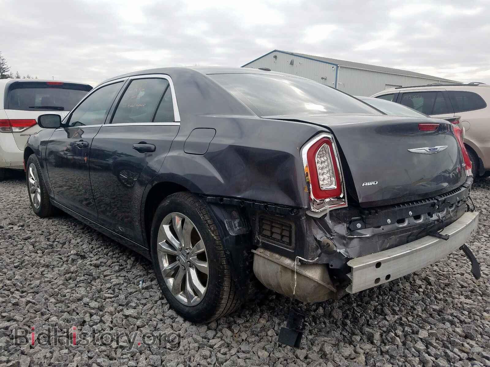 2017 CHRYSLER 300 - VIN: 2C3CCARG5HH529885 - Фото 3