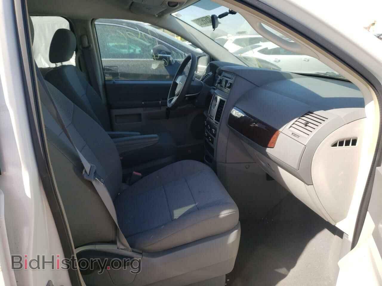 2010 CHRYSLER MINIVAN - VIN: 2A4RR4DE4AR188825 - Фото 5