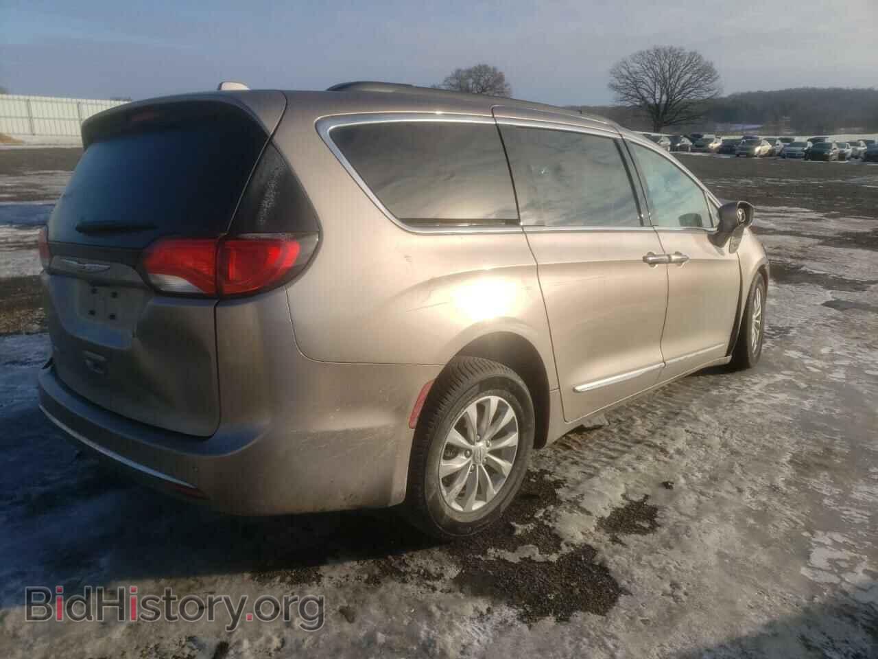 2017 CHRYSLER PACIFICA - VIN: 2C4RC1BG4HR536210 - Photo 4