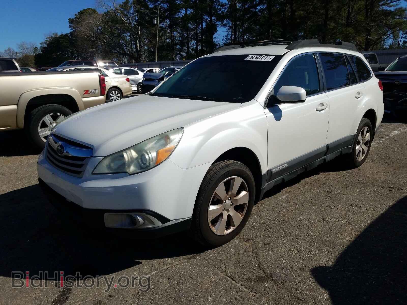 2011 SUBARU OUTBACK - VIN: 4S4BRCBC0B3337188 - Photo 2