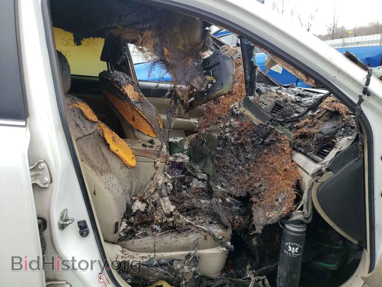 2011 SUBARU OUTBACK - VIN: 4S4BRBCC5B3447730 - Photo 5