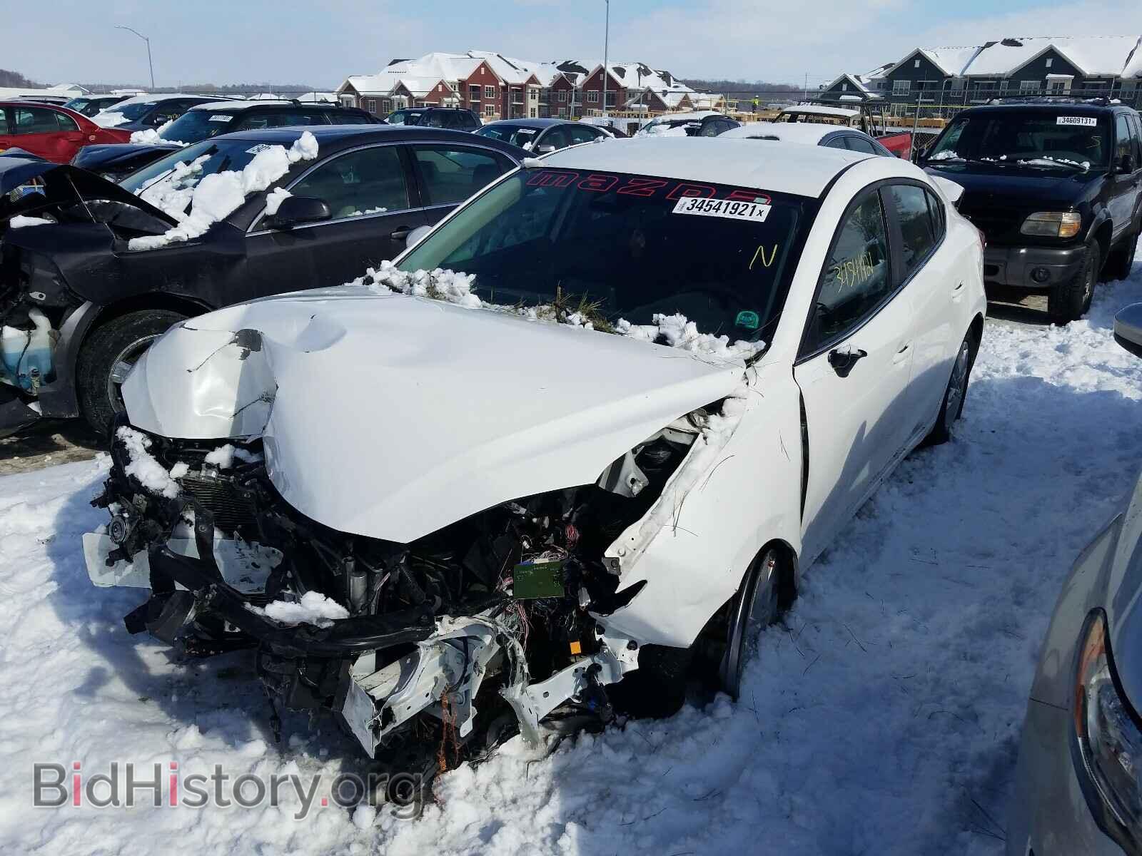 2018 MAZDA 3 - VIN: 3MZBN1U71JM242816 - Фото 2