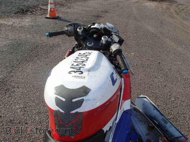 1989 HONDA CBR CYCLE - VIN: JH2PC1908KM202425 - Фото 5