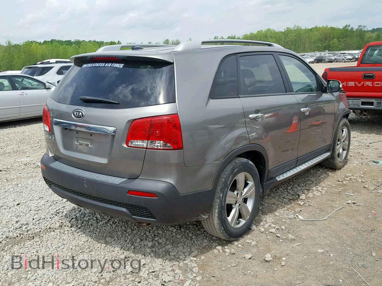 2012 KIA SORENTO EX - VIN: 5XYKU3A63CG242510 - Фото 4