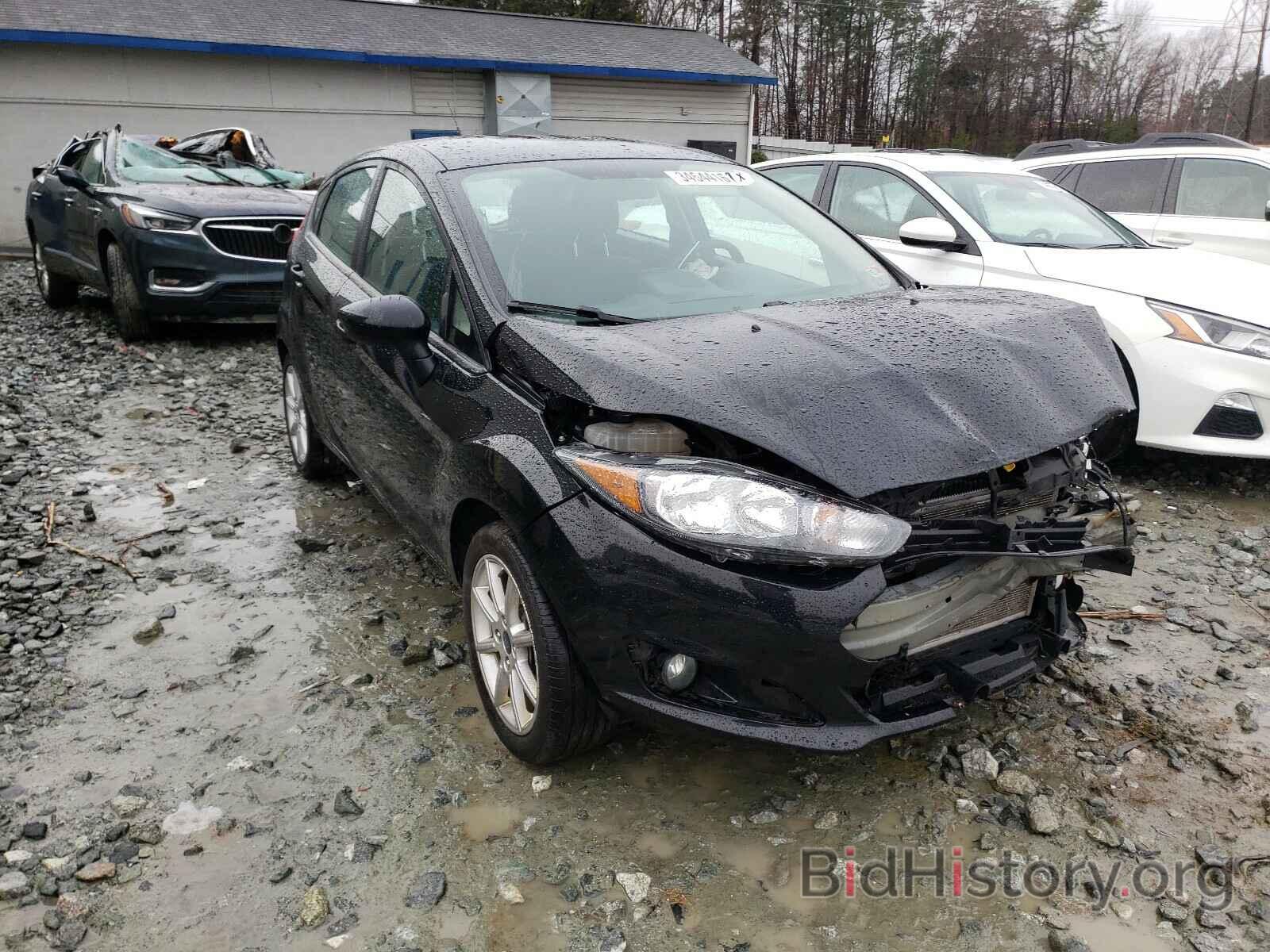 Photo 3FADP4EJ9KM106877 - FORD FIESTA 2019