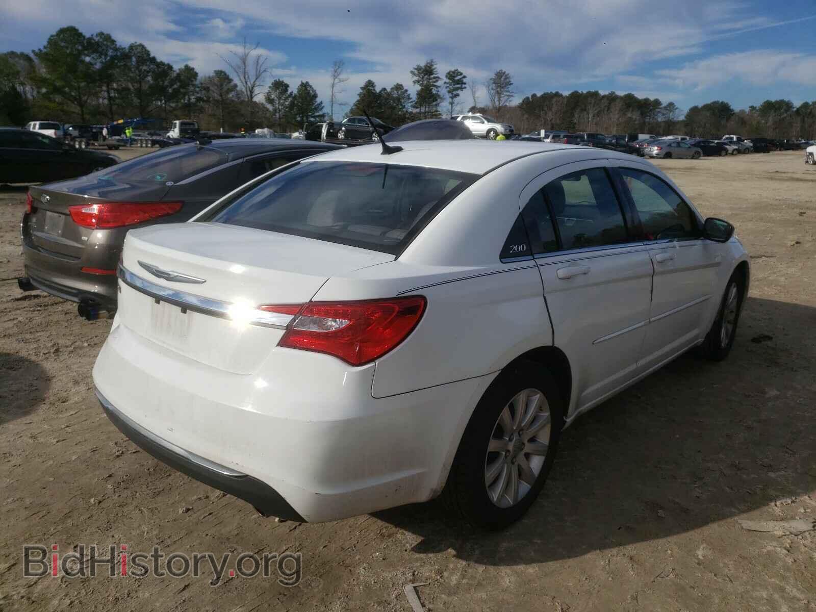 2013 CHRYSLER 200 - VIN: 1C3CCBBG0DN732040 - Фото 4