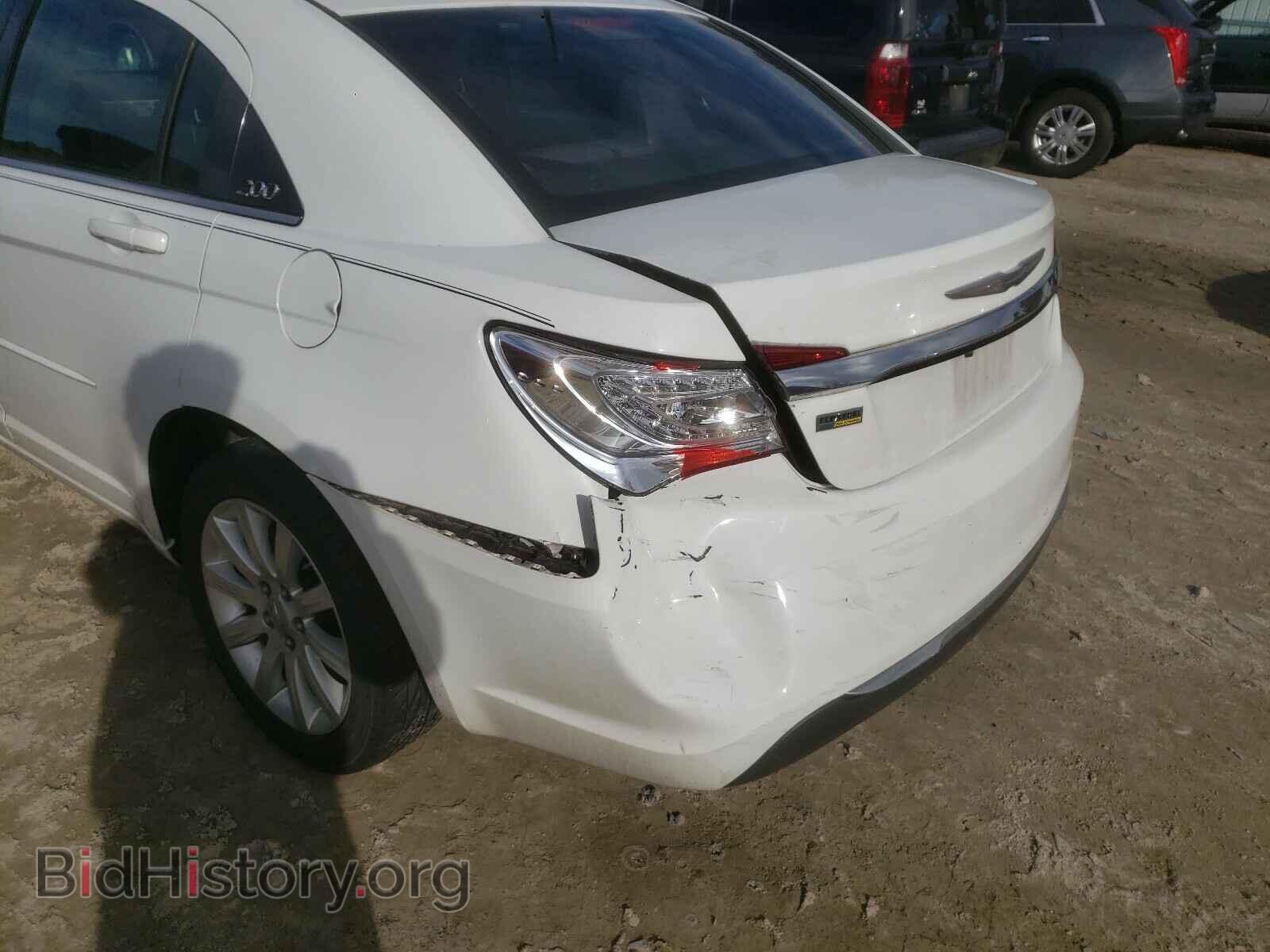 2013 CHRYSLER 200 - VIN: 1C3CCBBG0DN732040 - Фото 9